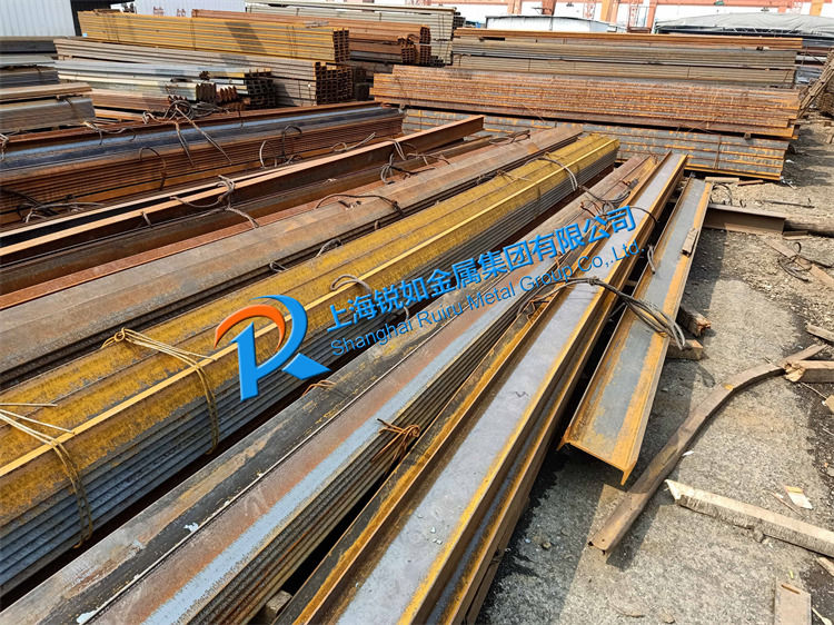 型材倉(cāng)庫(kù)