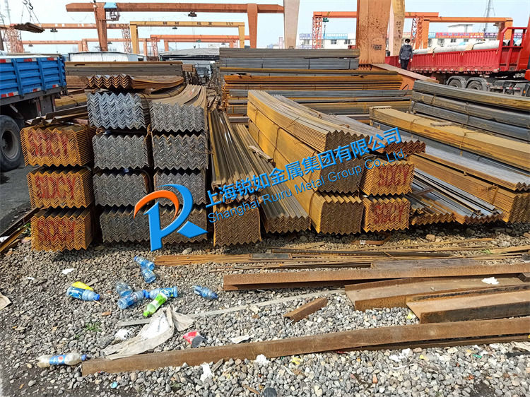 型材倉(cāng)庫(kù)